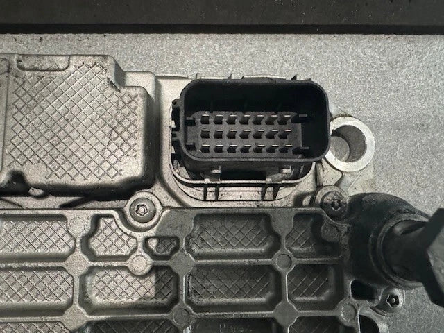 OEM 2008 Mercedes Benz OM460LA Engine Control Module ECM ECU A0054462140