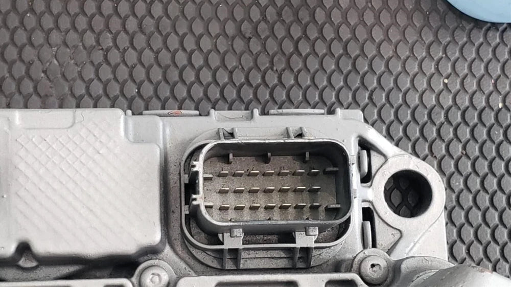 Mercedes Benz OM926LA OEM Diesel Engine Control Module ECM ECU A0054467540