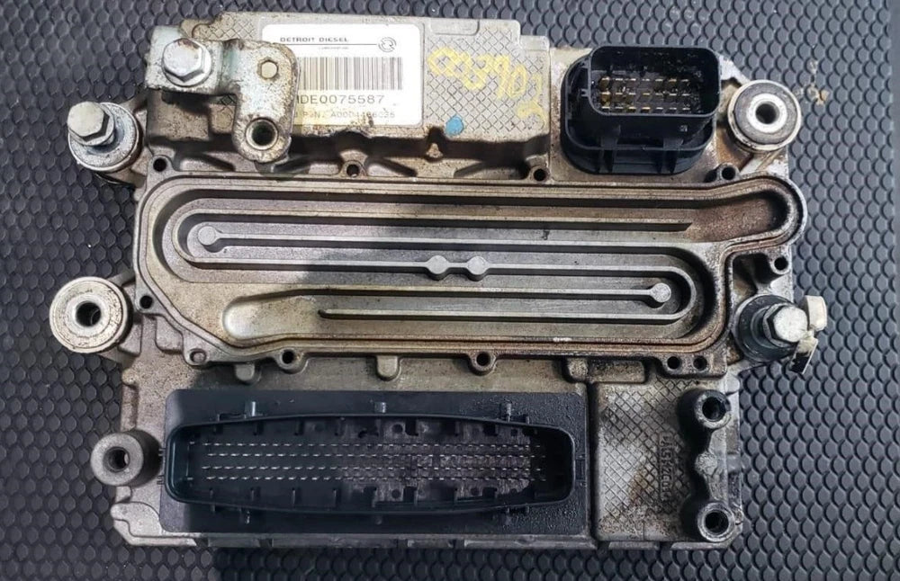 Detroit DD15 OEM Diesel Engine Control Module ECM ECU A0004466035