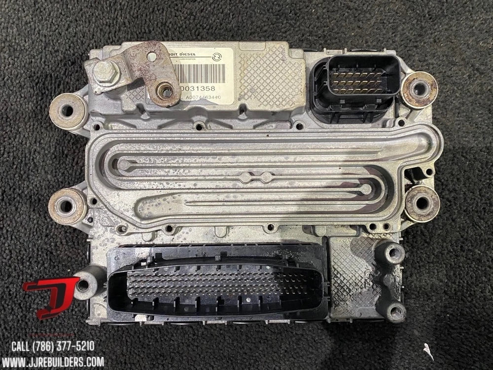 Detroit DD15 OEM Diesel Engine Control Module ECM ECU A0074463440