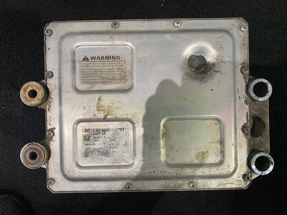 Detroit DD13 OEM Diesel Engine Control Module ECM ECU A0004466035