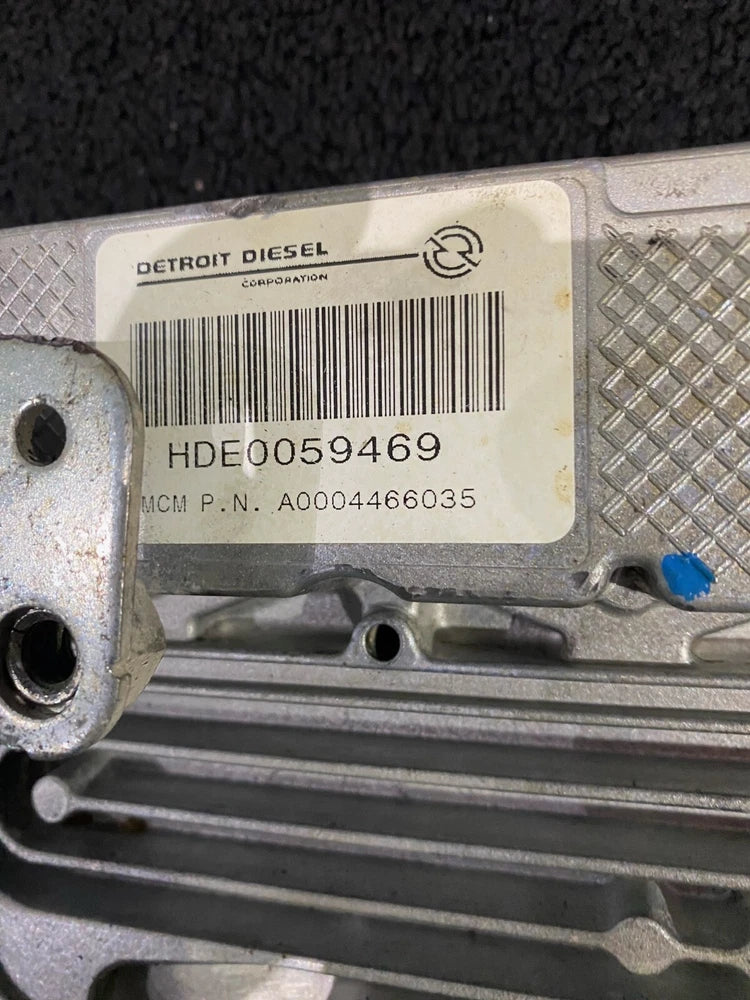 Detroit DD13 OEM Diesel Engine Control Module ECM ECU A0004466035