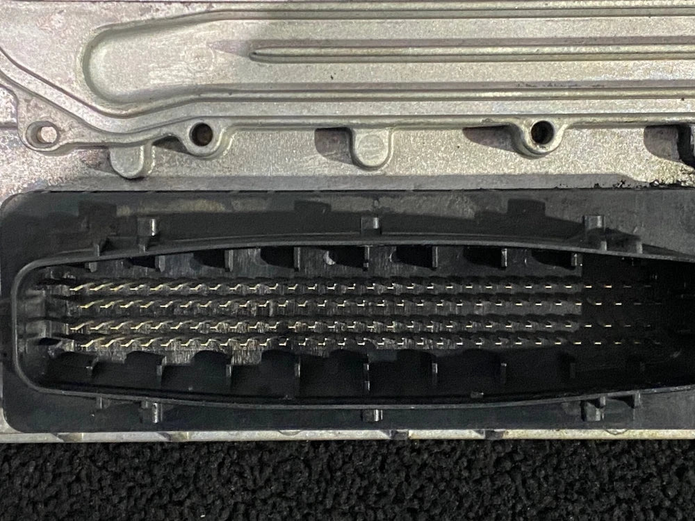 OEM 2011 Detroit DD13 Diesel Engine Control Module ECM ECU A0004466035