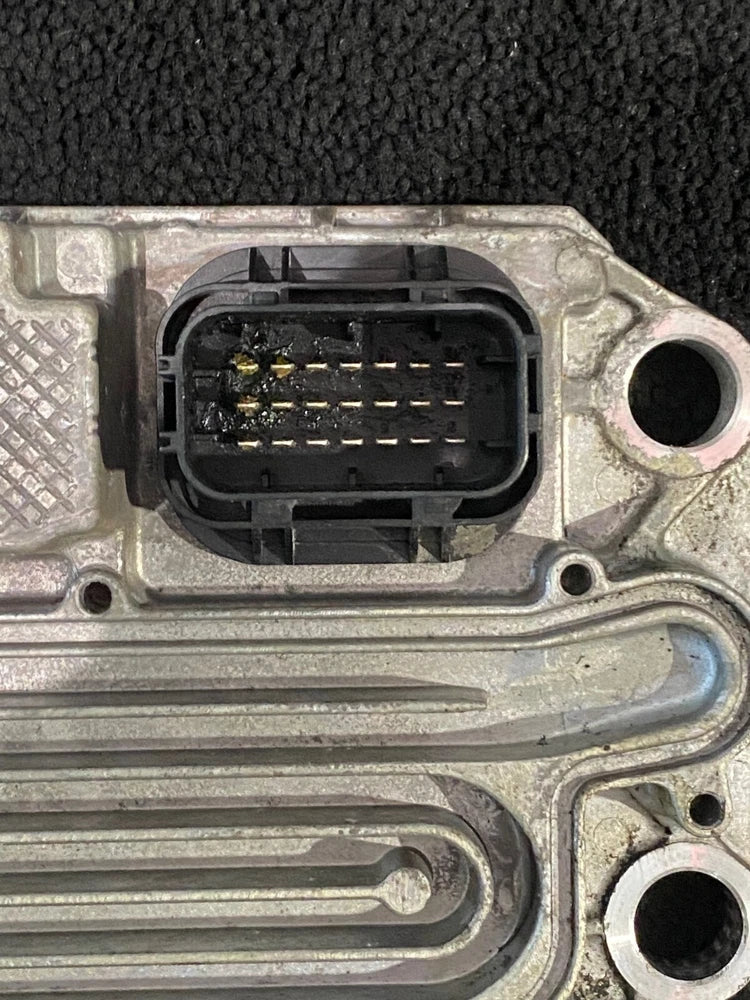 OEM 2011 Detroit DD13 Diesel Engine Control Module ECM ECU A0004466035