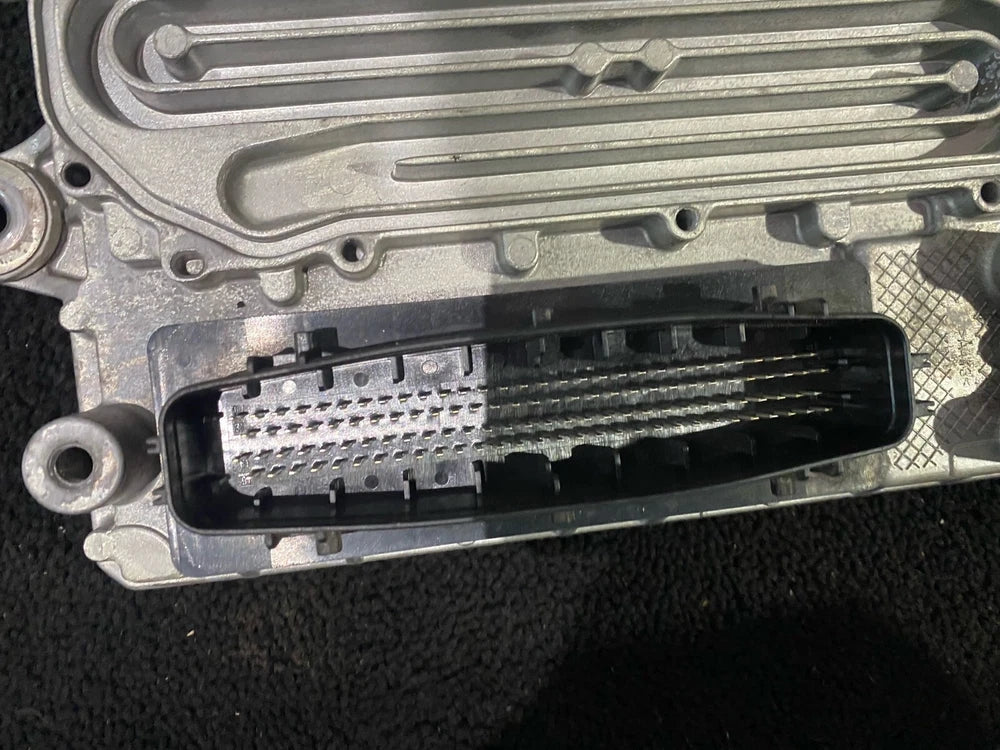 Detroit DD13 OEM Diesel Engine Control Module ECM ECU A0004467635