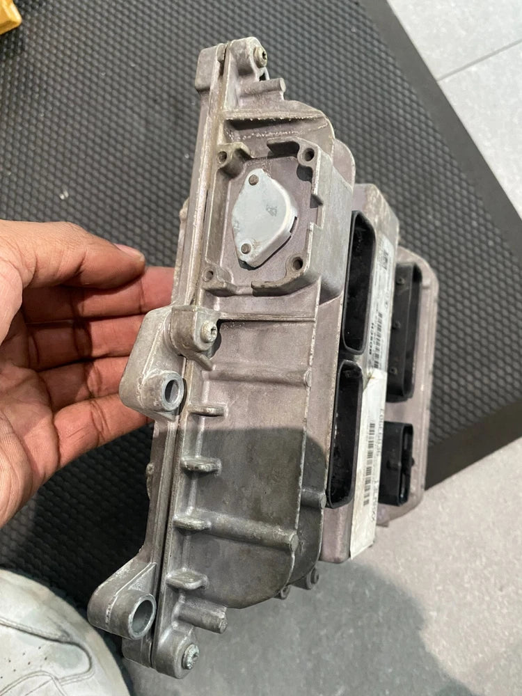 International Maxxforce 13 Engine Control Module ECM ECU 3007009C2