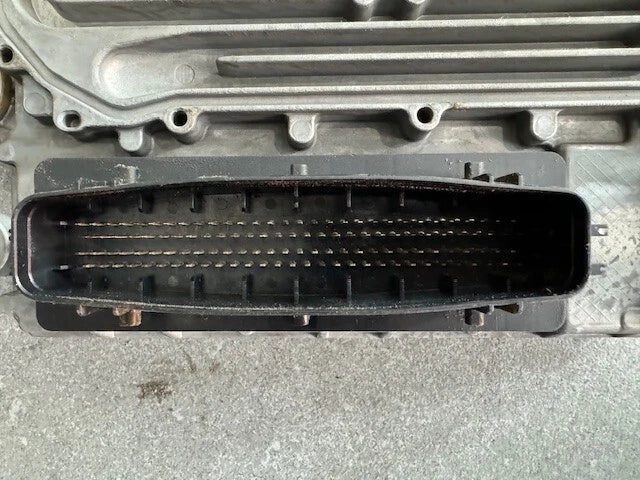 Detroit DD13 OEM Diesel Engine Control Module ECM ECU RA0024460135