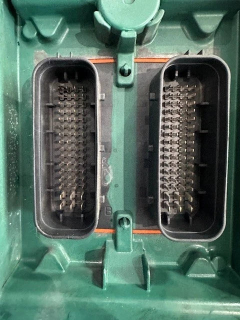 OEM 2012 Volvo D13H Diesel Engine Control Module ECM ECU 21358126