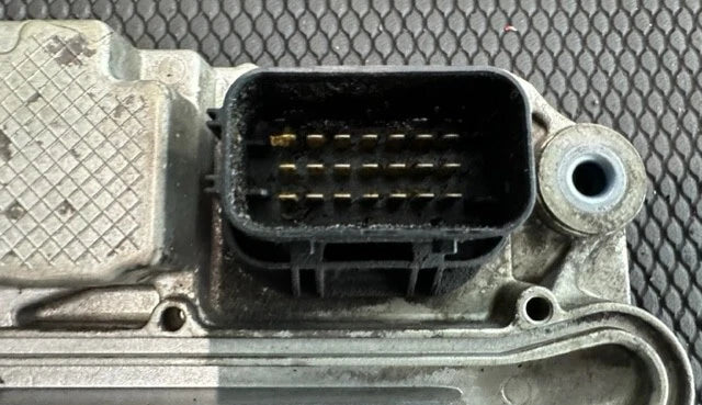 Detroit DD15 OEM Diesel Engine Control Module ECM ECU A0004469135