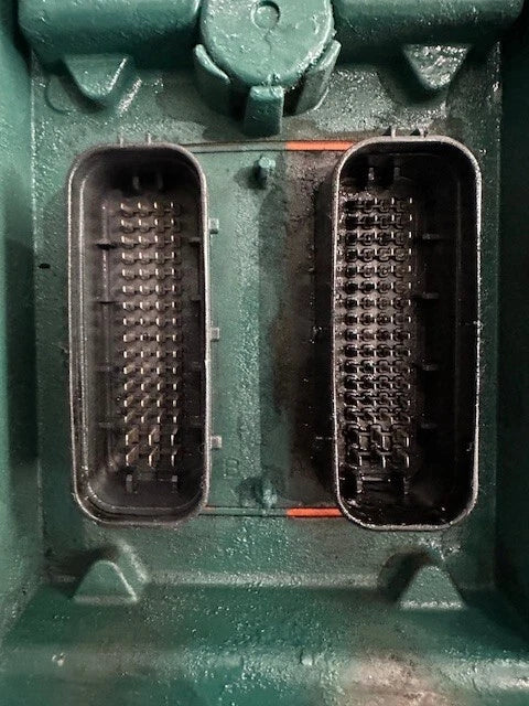 Volvo D13J OEM Diesel Engine Control Module ECM ECU 21900553