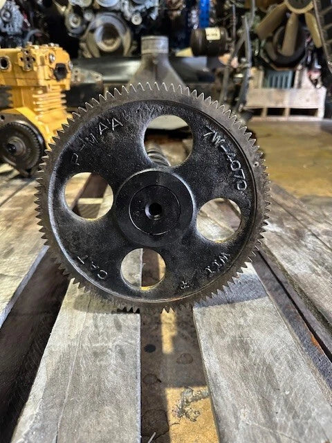 OEM Caterpillar 3116 Diesel Engine Camshaft with Gear, 133-4984, 7W-4070