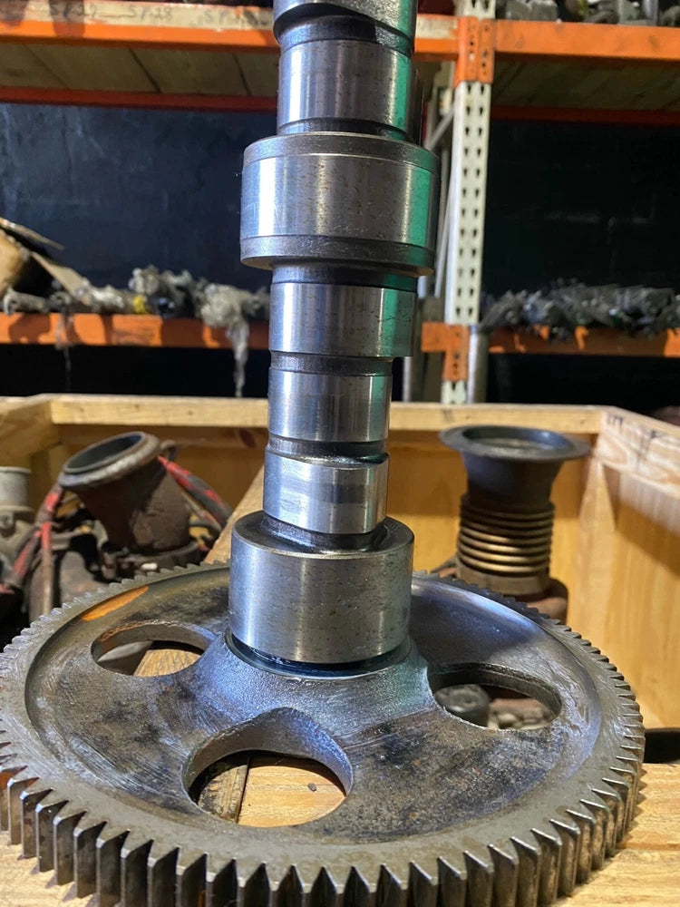OEM Caterpillar 3116 Diesel Engine Camshaft with Gear, 133-4984, 7W-4070