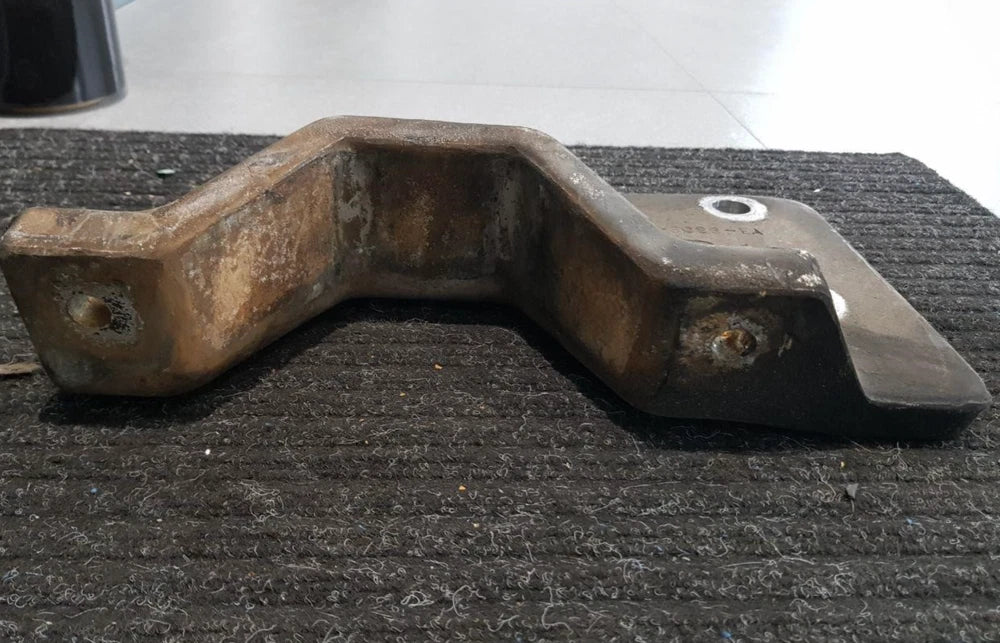 Caterpillar C10 C12 OEM Diesel Engine Ford Rear Engine Mount F6HT-6096-EA