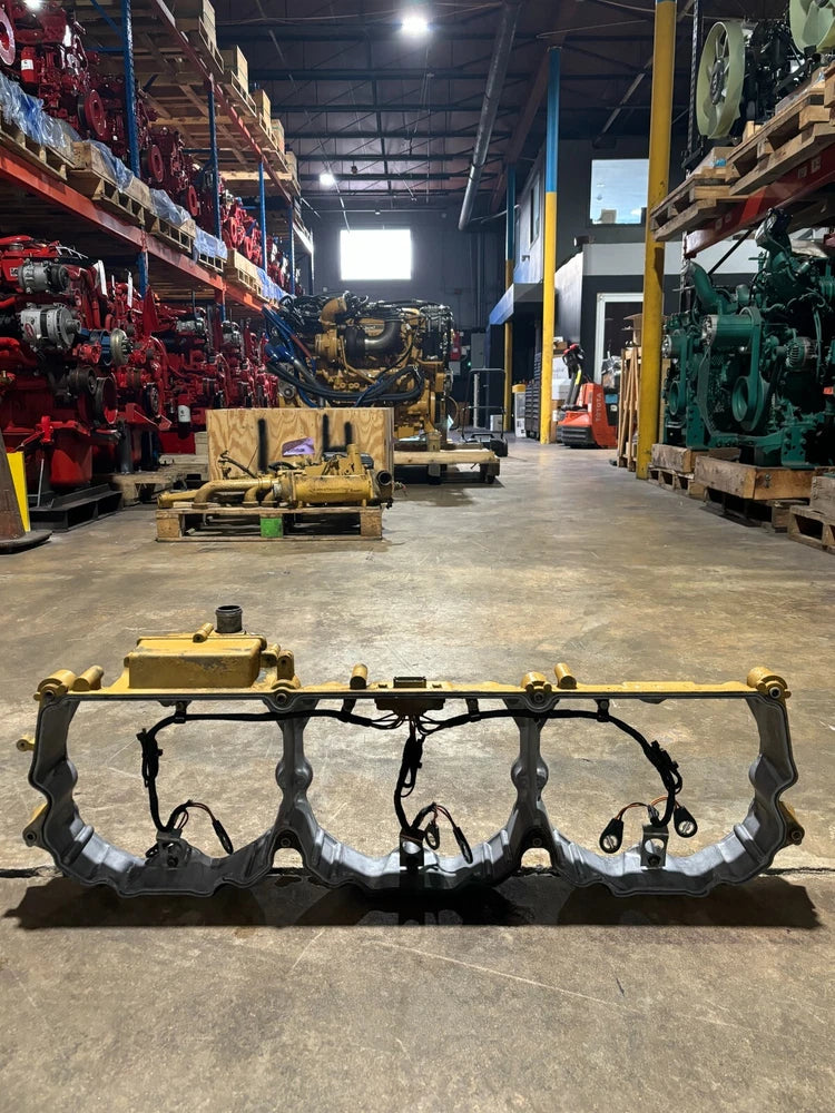 OEM Caterpillar C12 C10 Diesel Engine Rocker Housing w Injector Harness 102-5842