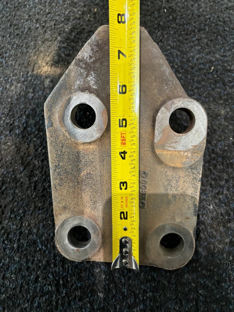 OEM Caterpillar C13 Diesel Engine Left Rear Engine Mount 1667461C1