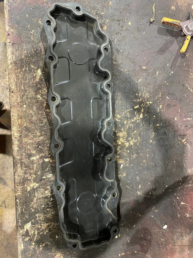 OEM Caterpillar C7 ACERT Diesel Engine Valve Cover, 242-2411