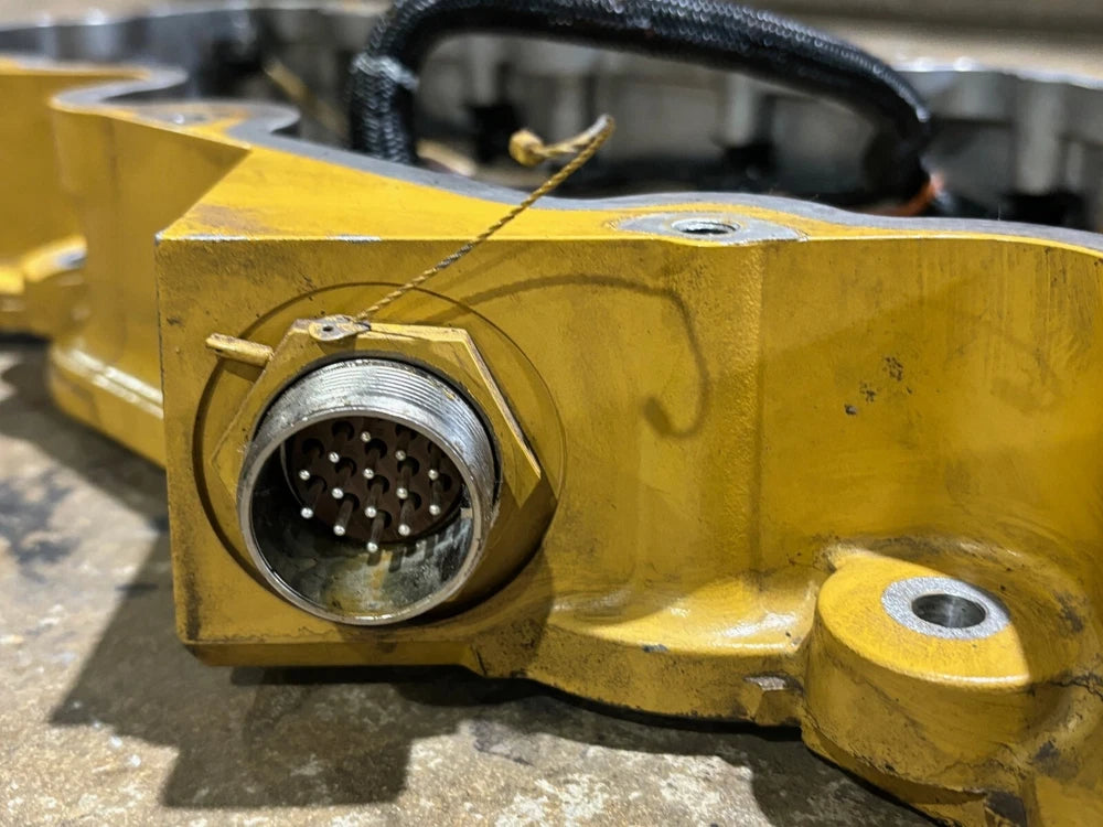 OEM Caterpillar C7 ACERT Rocker Housing with Injector Harness 249-7677