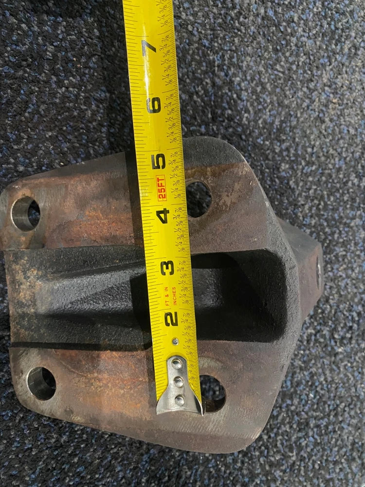 OEM Cummins Diesel Engine Rear Engine Mount 1864755C3 International