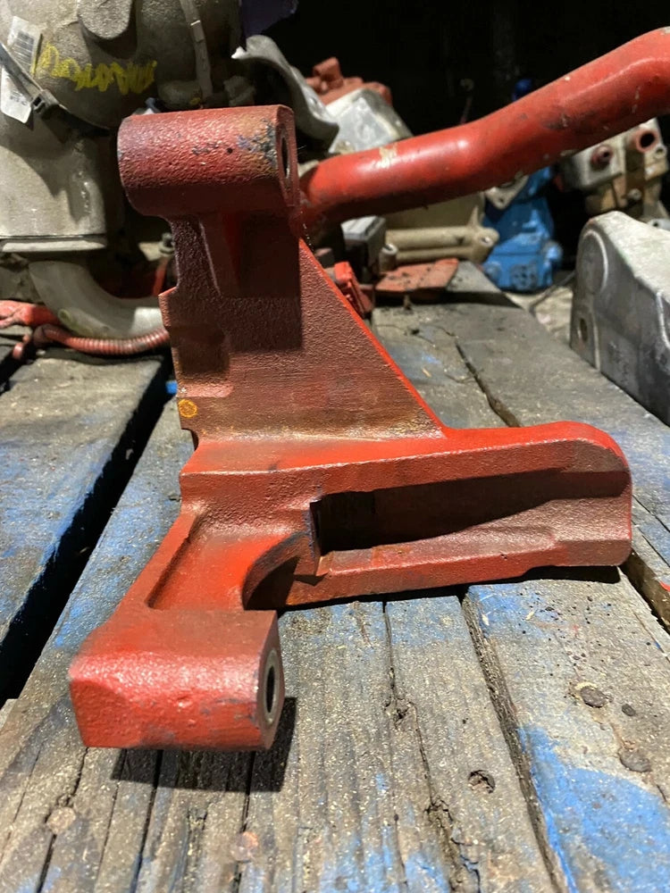 OEM Cummins Exhaust Recirculation Valve Support Bracket 4993632