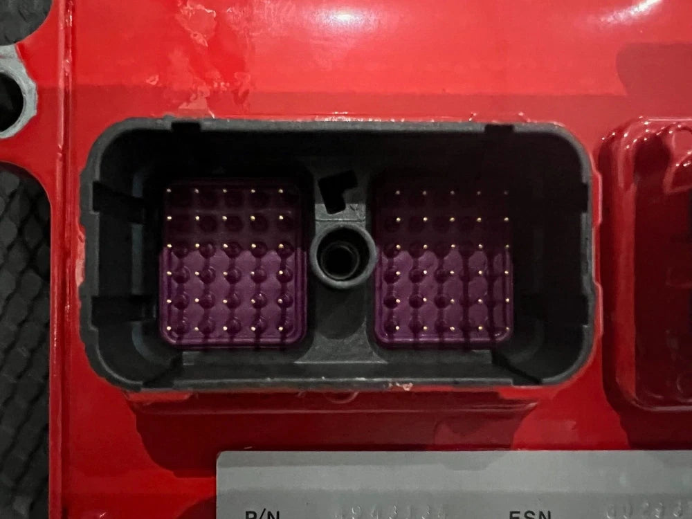 Cummins OEM ISB6.7 Diesel Engine Control Module ECM ECU 4943134 CM2150