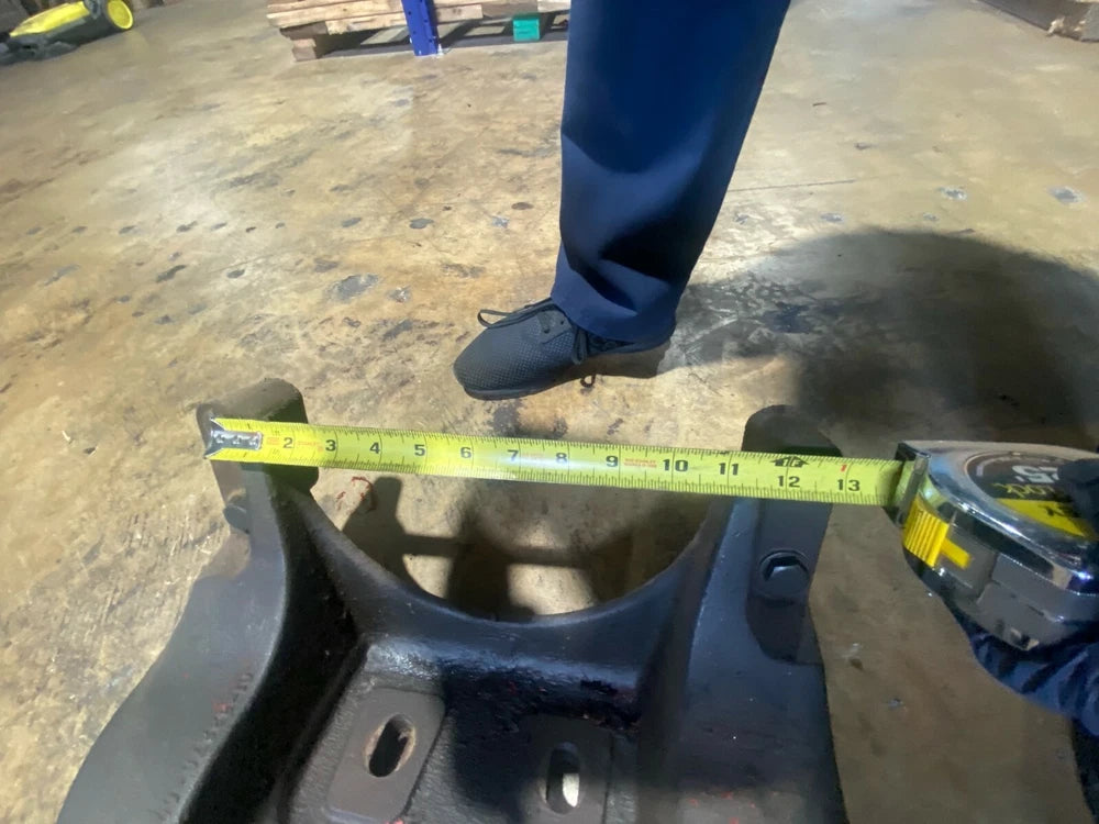 OEM Cummins ISB 6.7L Diesel Engine Motor Mount, 01-32275-000