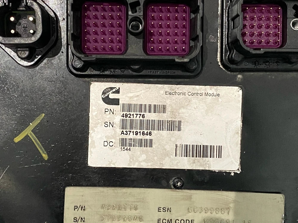 Cummins OEM ISC Engine Control Module ECM ECU 4921776 4921797 CM850