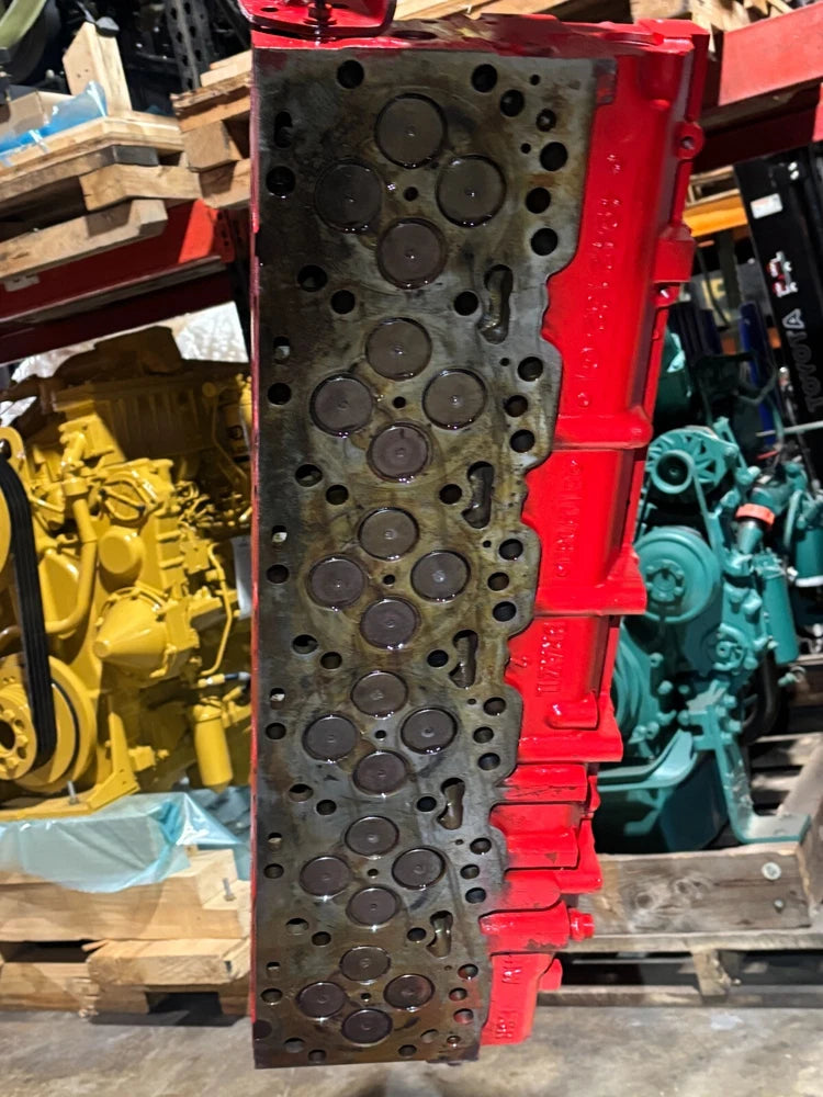 OEM Cummins ISC ISL QSC QSL Paccar PX9 PX8 Diesel Engine Cylinder Head 4942132