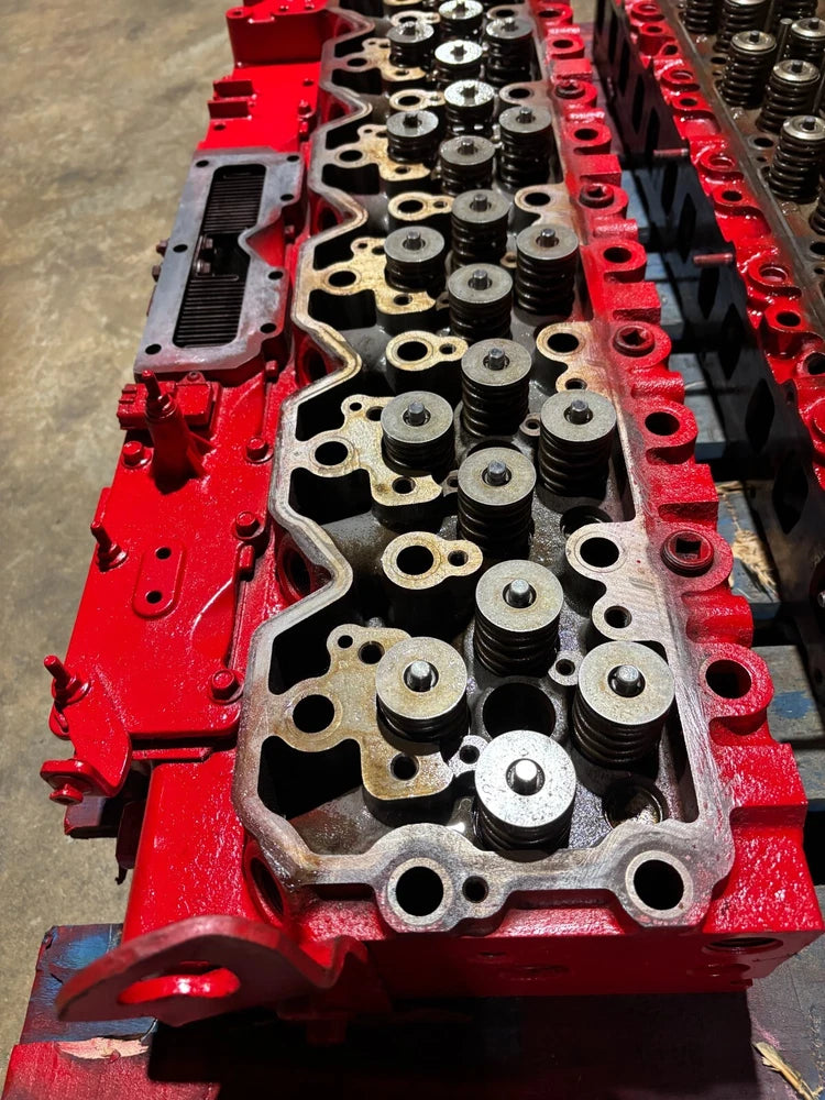 OEM Cummins ISC ISL QSC QSL Paccar PX9 PX8 Diesel Engine Cylinder Head 4942132