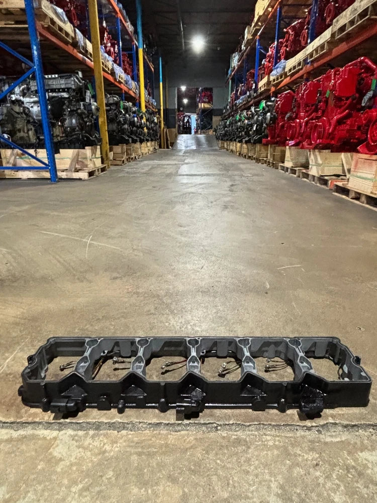 OEM Cummins ISC, ISL Diesel Engine Rocker Housing 3967264