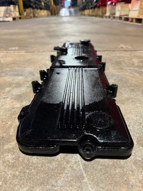 OEM Cummins ISC, ISL Diesel Engine Valve Cover with Breather 4937553