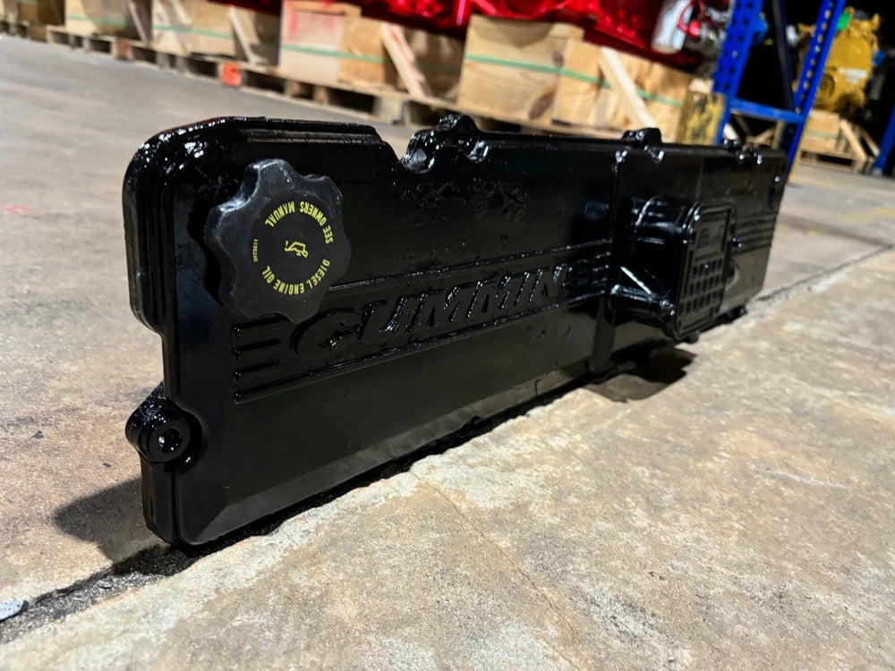 OEM Cummins ISC, ISL Diesel Engine Valve Cover with Breather Housing 3967462