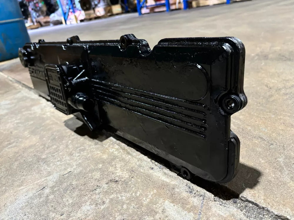 OEM Cummins ISC, ISL Diesel Engine Valve Cover with Breather Housing 3967462