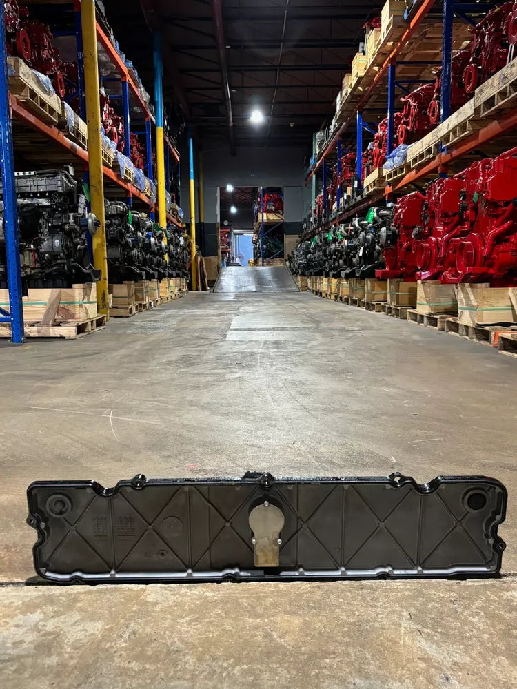 OEM Cummins ISC, ISL Diesel Engine Valve Cover with Breather Housing 3967462