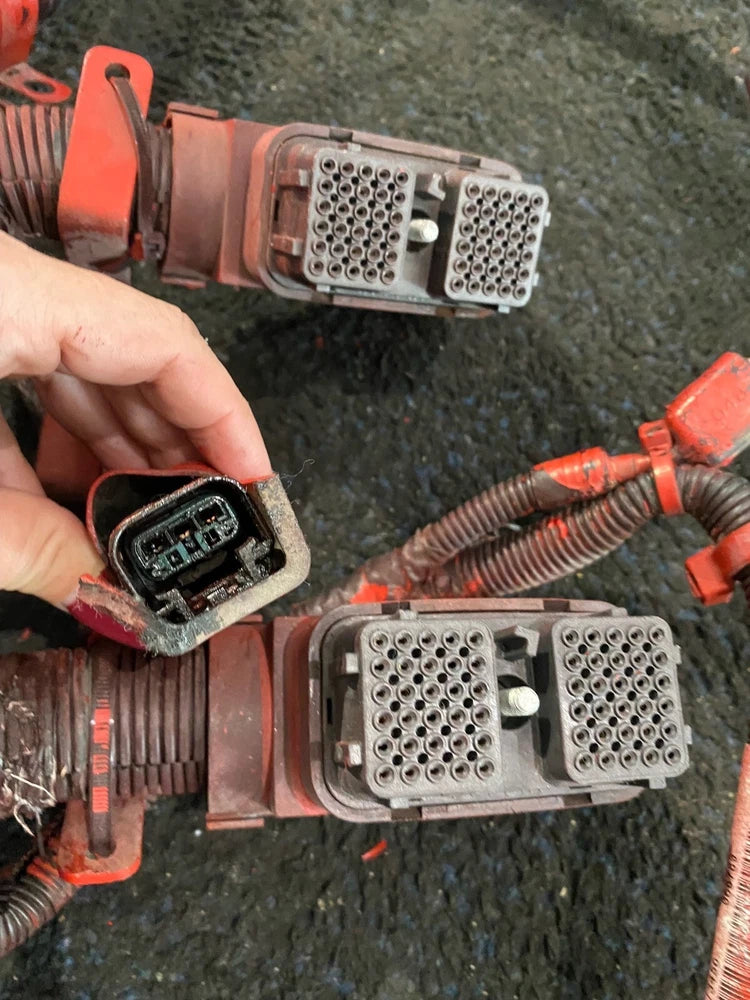 OEM Cummins ISX15 Diesel Engine Wiring Harness 3686749 4312327