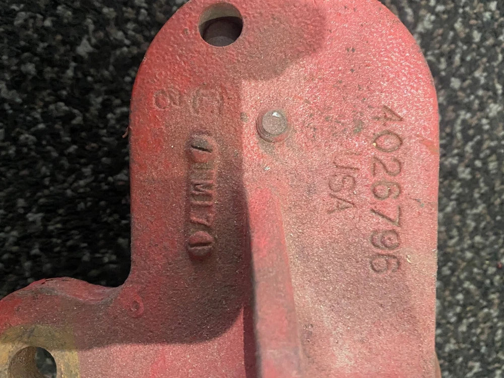 OEM Cummins ISX Diesel Engine Bracket with Belt Tensioner, 4026796