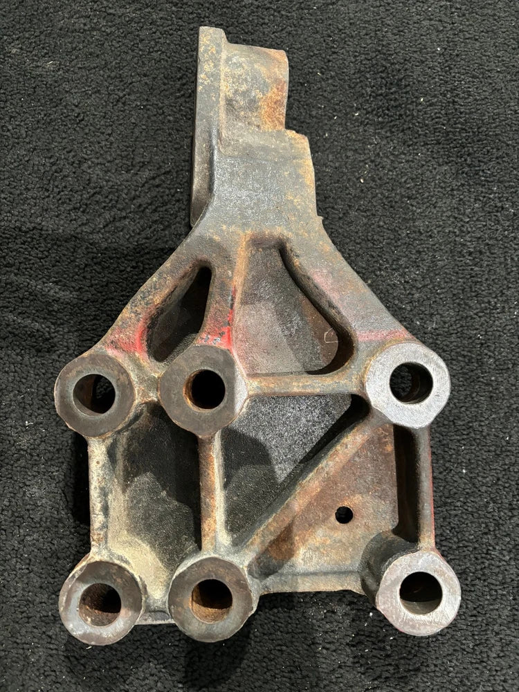 OEM Cummins ISX Diesel Engine Motor Mount 20740769