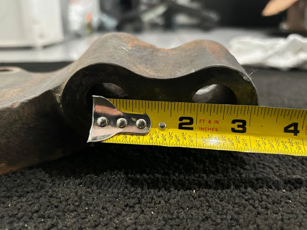 OEM Cummins ISX Diesel Engine Motor Mount 20740769