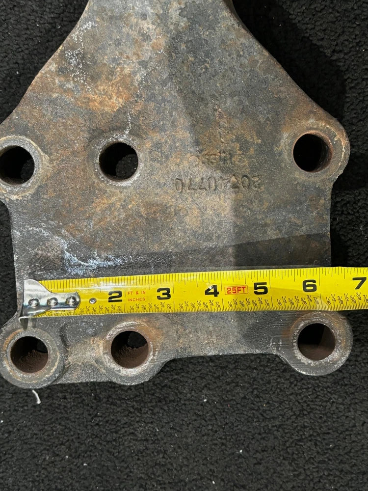 OEM Cummins ISX Diesel Engine Motor Mount 20740770