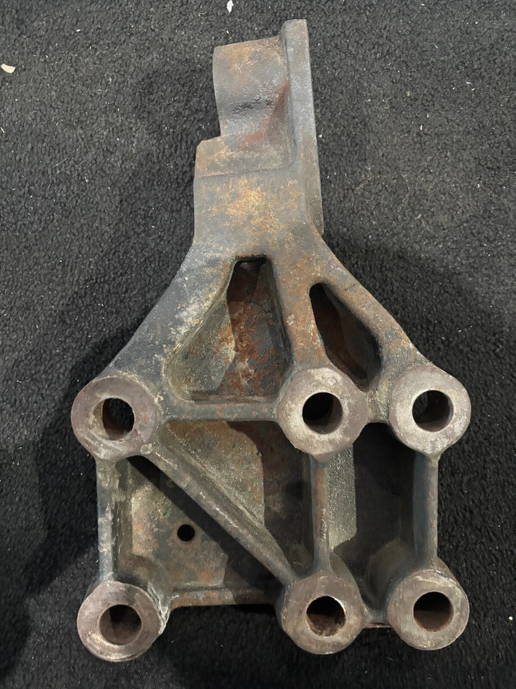 OEM Cummins ISX Engine Rear Engine Motor Mount 20740770 20563801