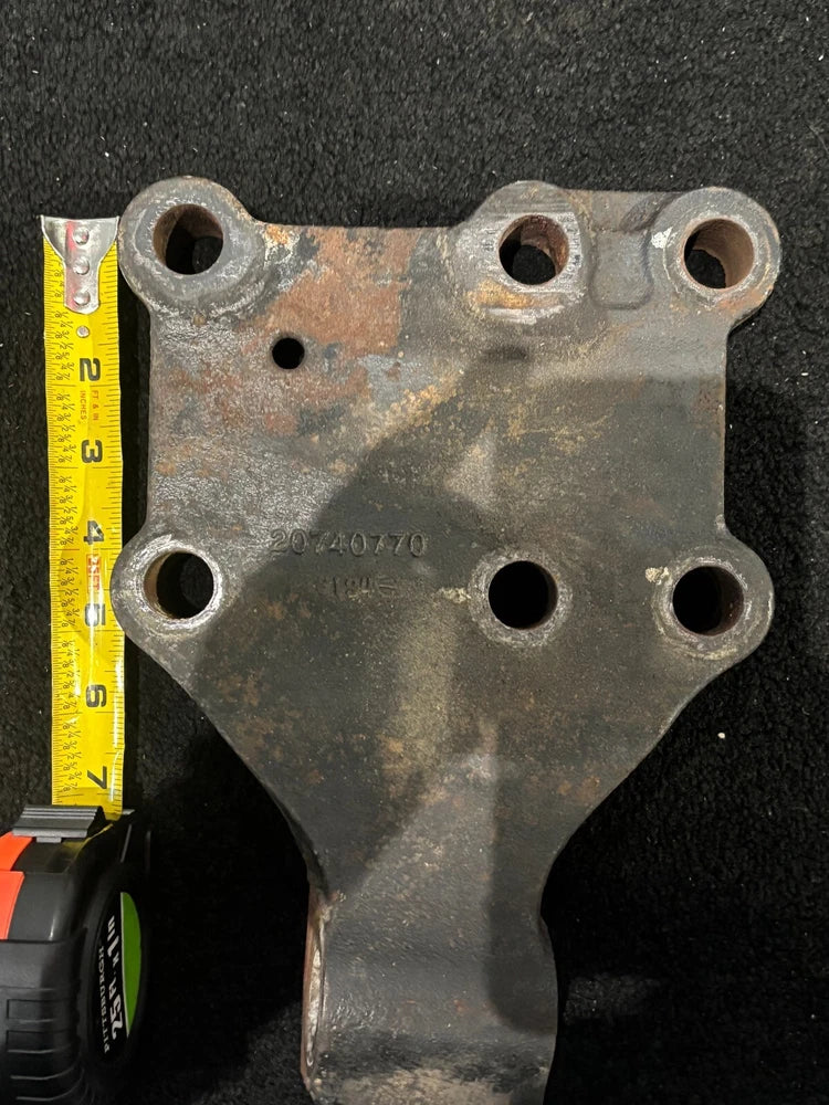 OEM Cummins ISX Engine Rear Engine Motor Mount 20740770 20563801