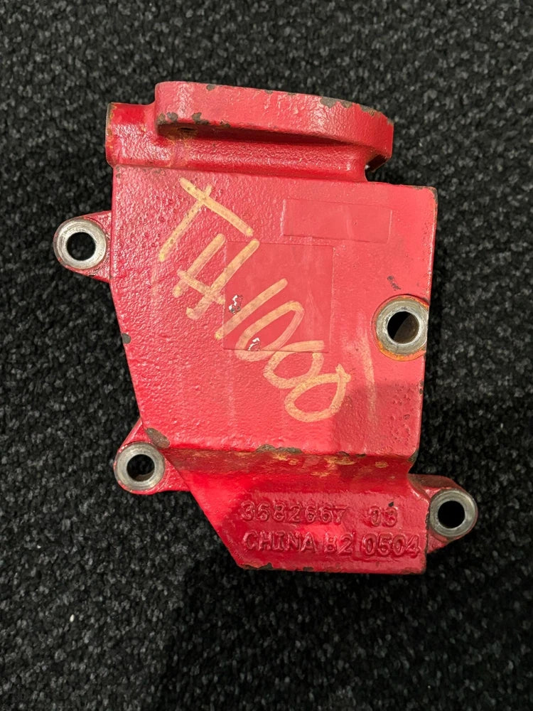 OEM Cummins ISX, ISX15 Diesel Engine Thermostat Housing Cover 3682667