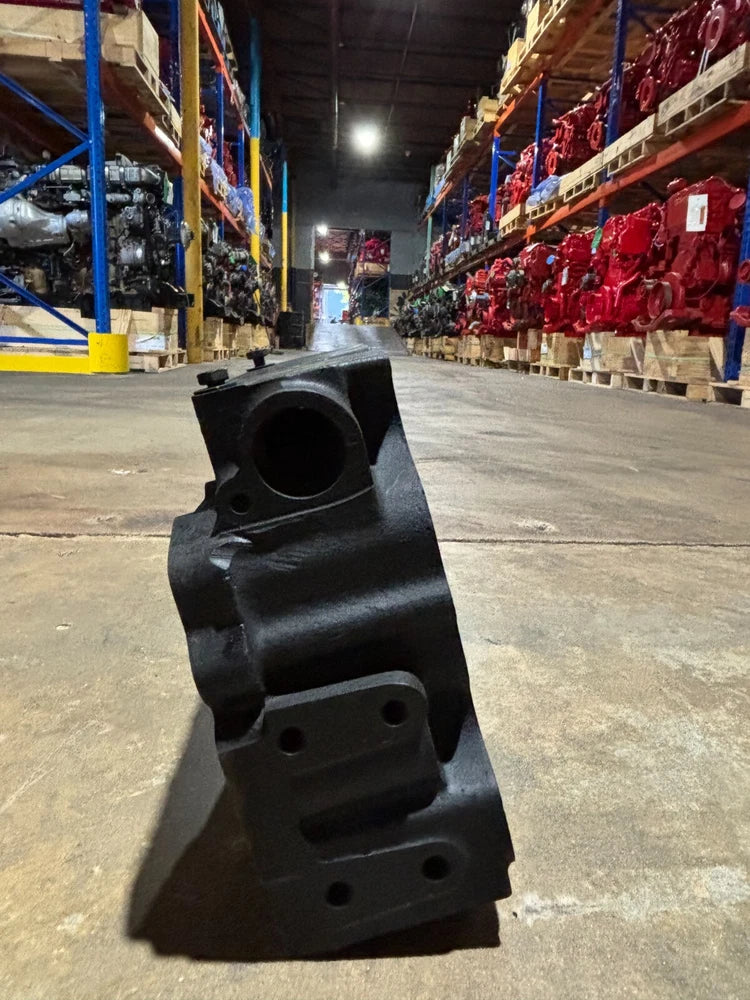 OEM Cummins N14 Celect Plus Diesel Engine Rocker Lever Housing 3076221