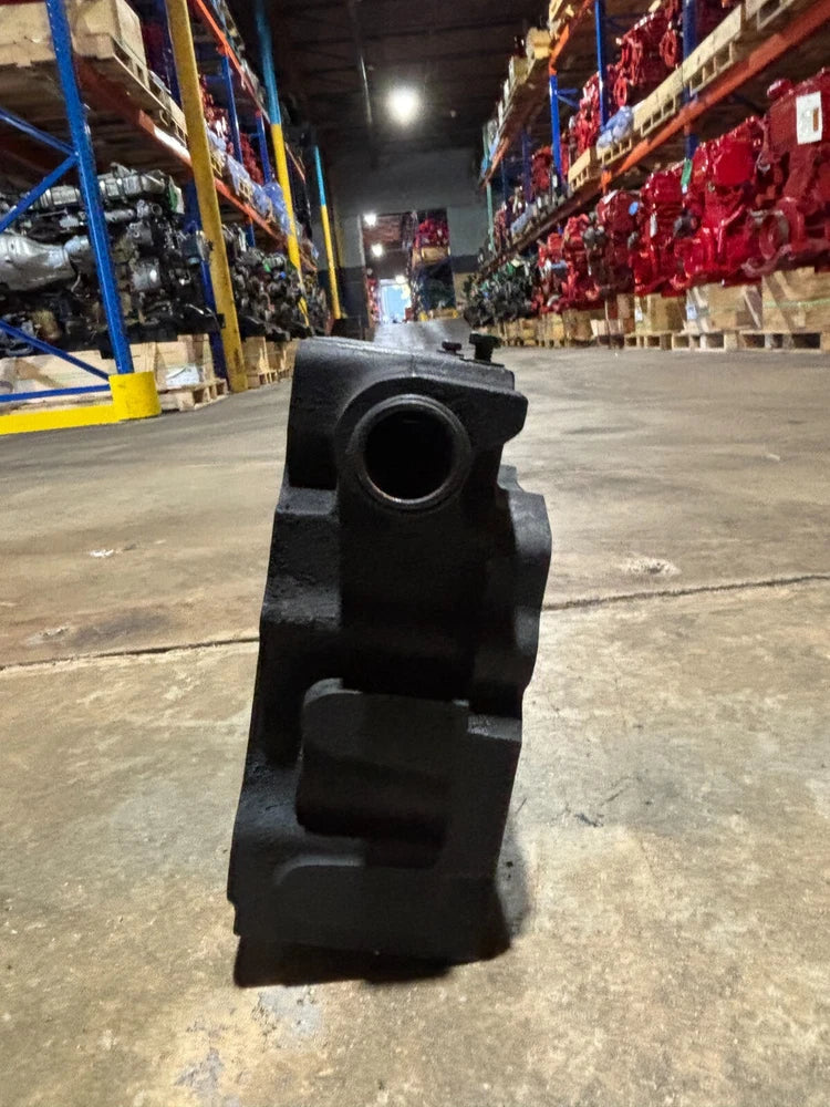 OEM Cummins N14 Celect Plus Diesel Engine Rocker Lever Housing 3076221