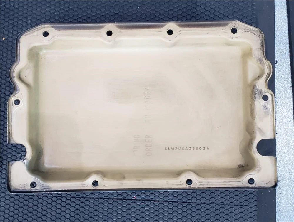 OEM Cummins N14 Diesel Engine Rocker Level Valve Cover 3075022