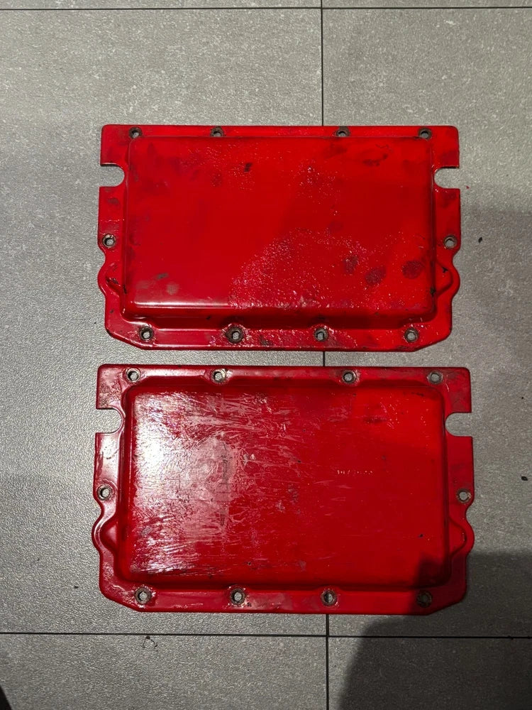 OEM Cummins N14 Engine Rocker Lever Cover 3075022