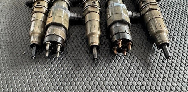 OEM Detroit DD15 DD13 Diesel Engine Fuel Injector A4720700887