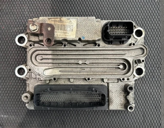 Detroit DD15 OEM Diesel Engine Control Module ECM ECU A0004466035