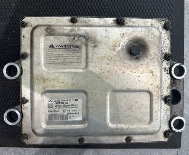 Detroit DD15 OEM Diesel Engine Control Module ECM ECU A0004466035