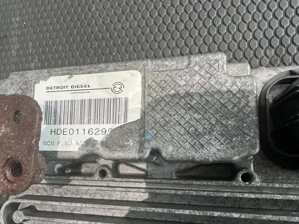 Detroit DD15 OEM Diesel Engine Control Module ECM ECU A0004667635