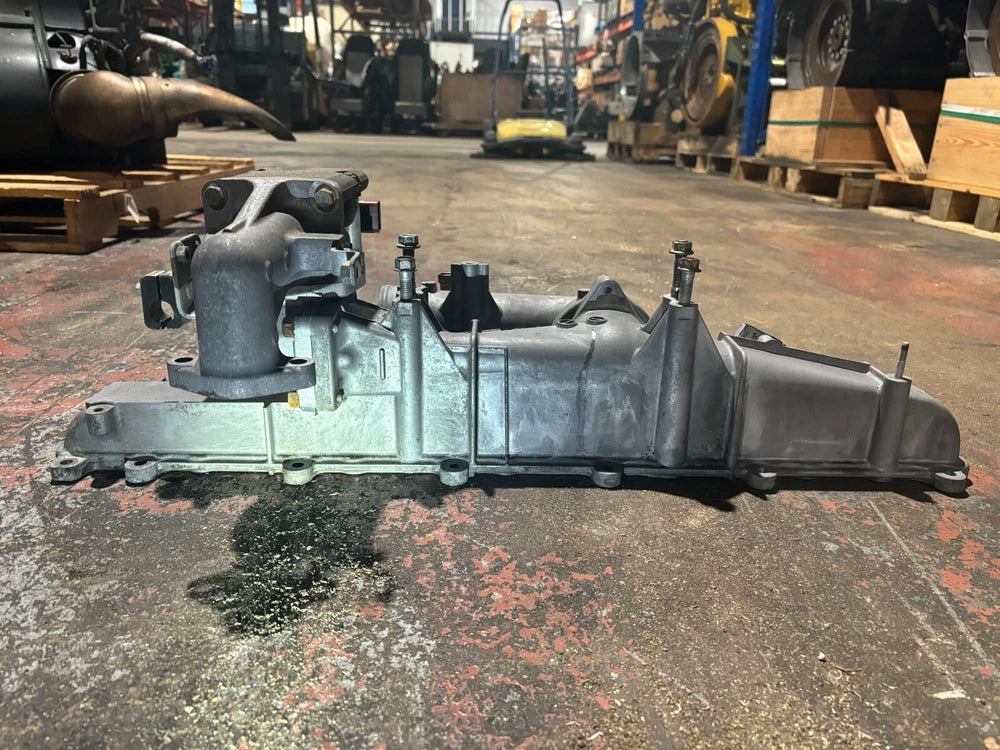 OEM EPA04 Isuzu 6HK1 Diesel Engine Intake Manifold with EGR Valve
